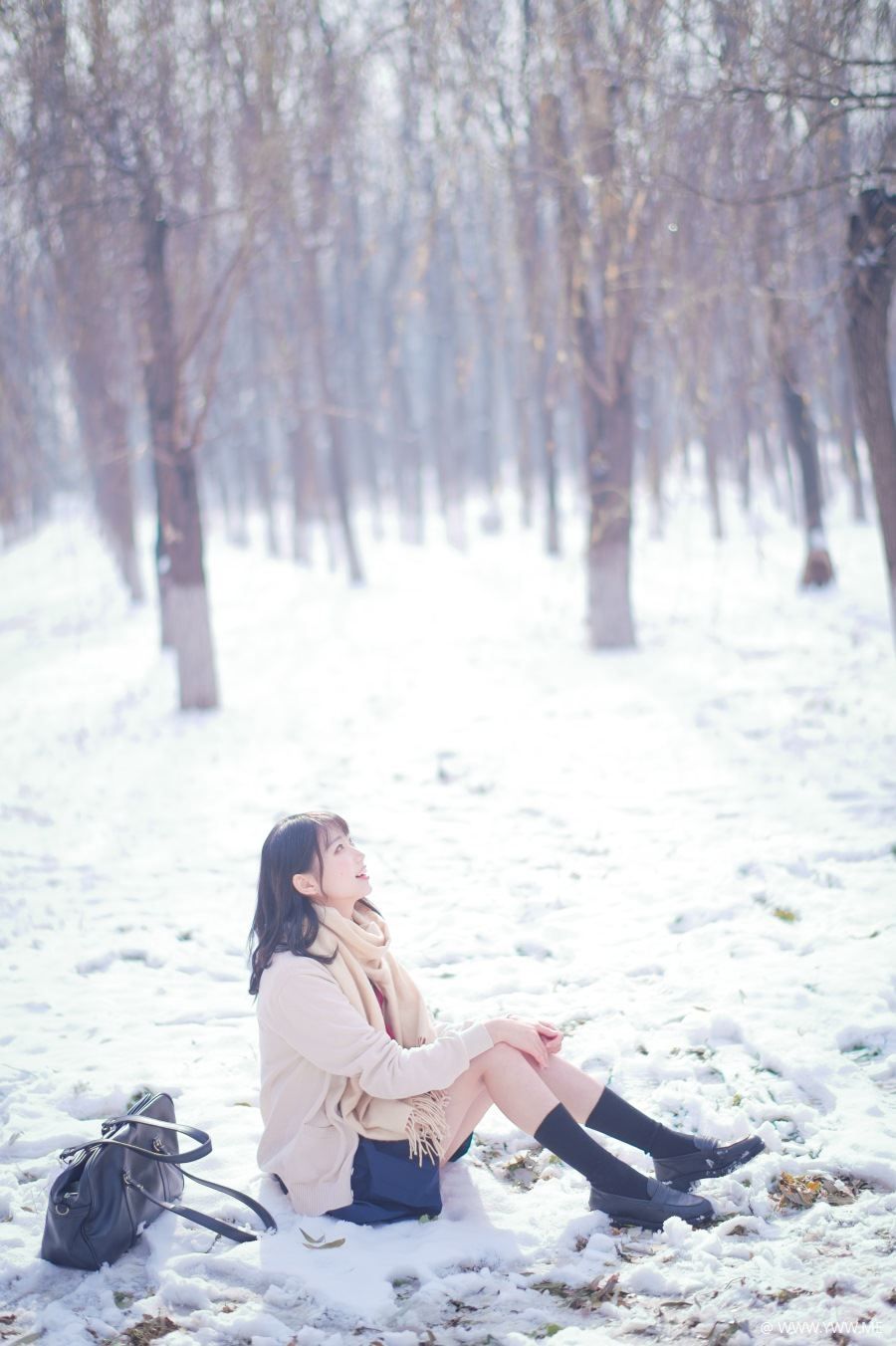 微博小姐姐 @周叽是可爱兔兔 雪景jk-像素点
