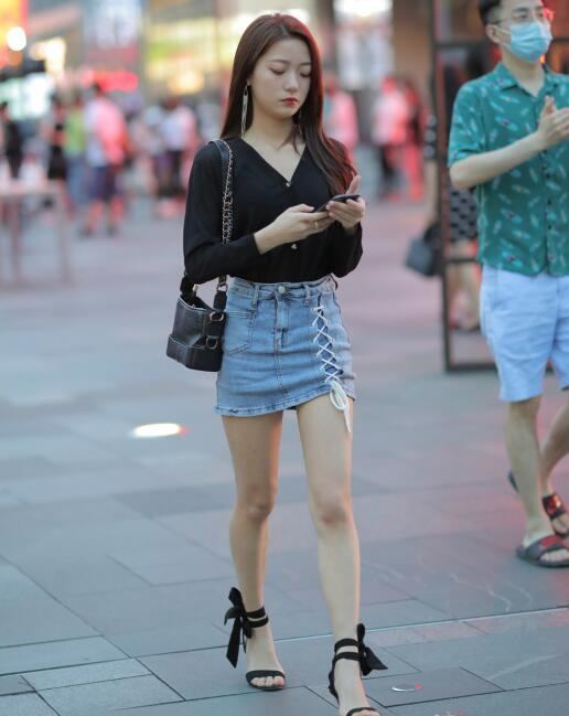 凯恩公爵作品 短裙小美女 写真