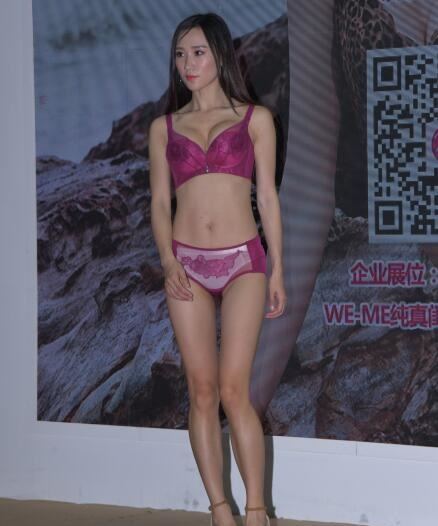 视觉冲击作品 天生爱看内衣SHOW~喜欢哪个 写真