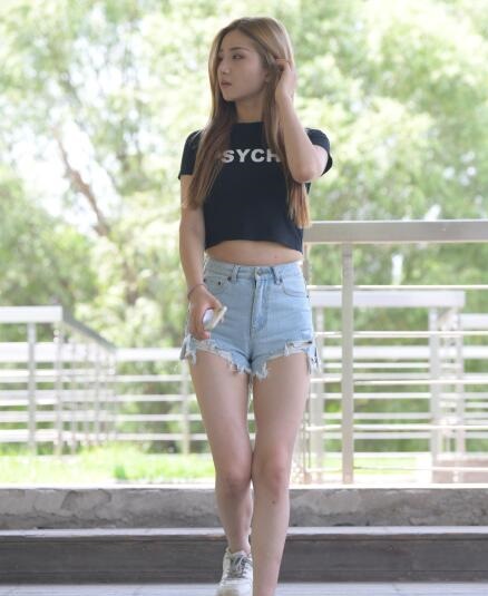 一始作品 蓝色牛仔热裤女孩 写真+视频