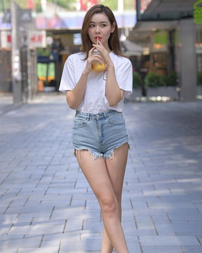 一只麋鹿作品 搭讪牛仔热裤美女 写真