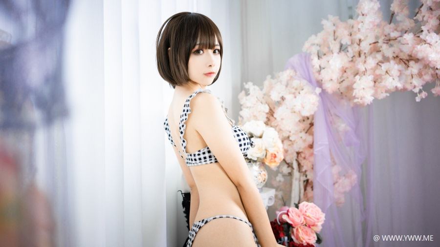 Momoko葵葵 – 空音-像素点