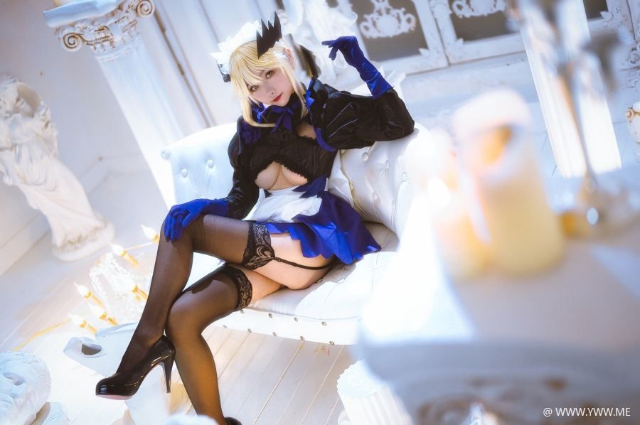 Momoko葵葵 – 黑枪呆女仆-像素点