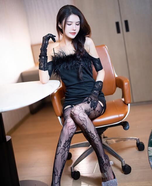 [MyGirl美媛馆] 2021.10.21 VOL.608 媛媛酱belle 网袜