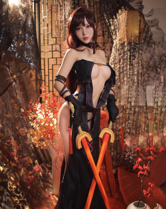 微博人气Coser@抖娘-利世 虞美人