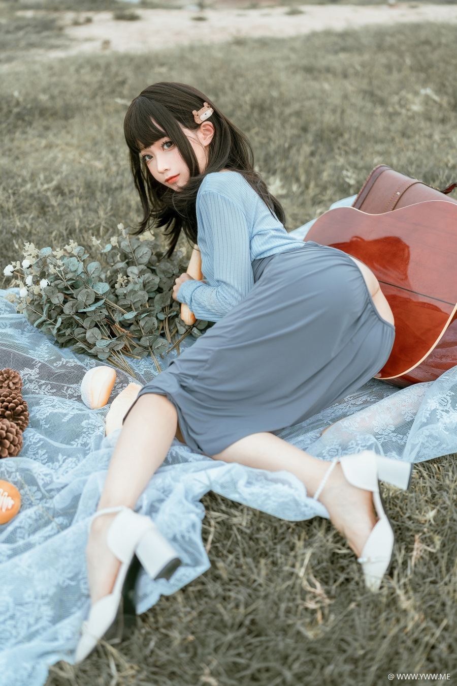 知名Coser@蠢沫沫 吉他妹妹-像素点