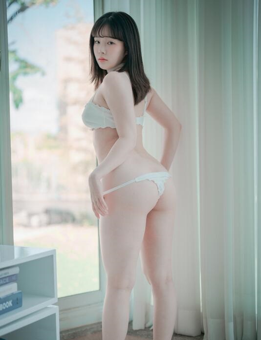 [DJAWA] Pia – Cozy White