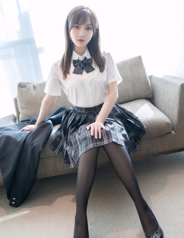 [XIAOYU语画界] 2021.12.16 VOL.677 豆瓣酱 学生装
