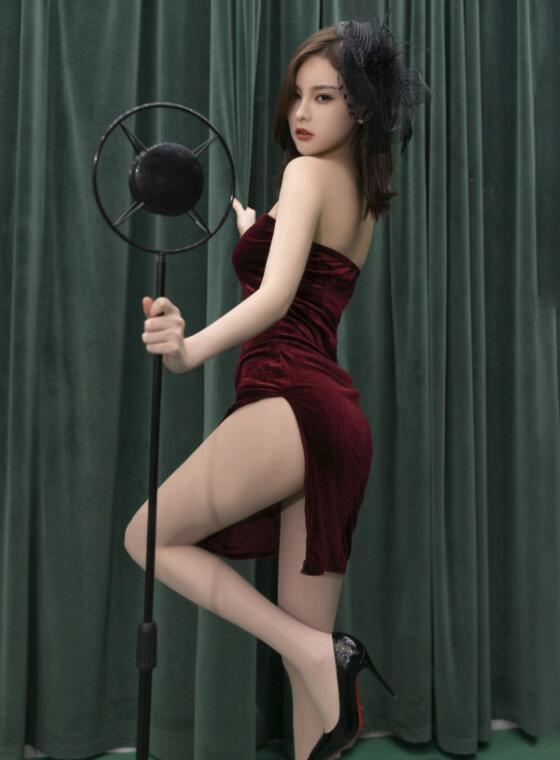 [XiuRen秀人网] 2021.12.22 No.4372 王心怡 性感美腿