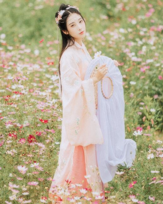 [YWW.ME] 2021.09.03 繁花孤影 茶茶
