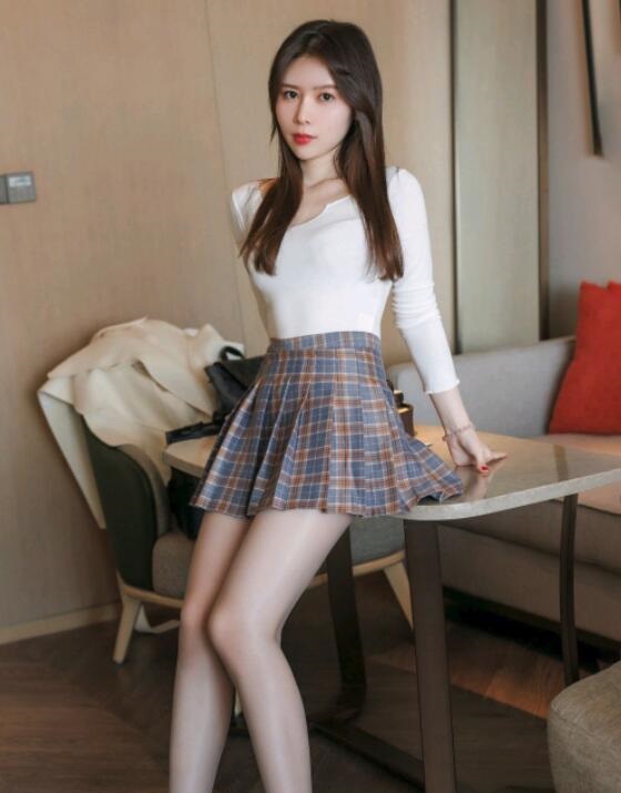 [XiuRen秀人网] 2022.02.21 No.4612 吴雪瑶 御姐美腿