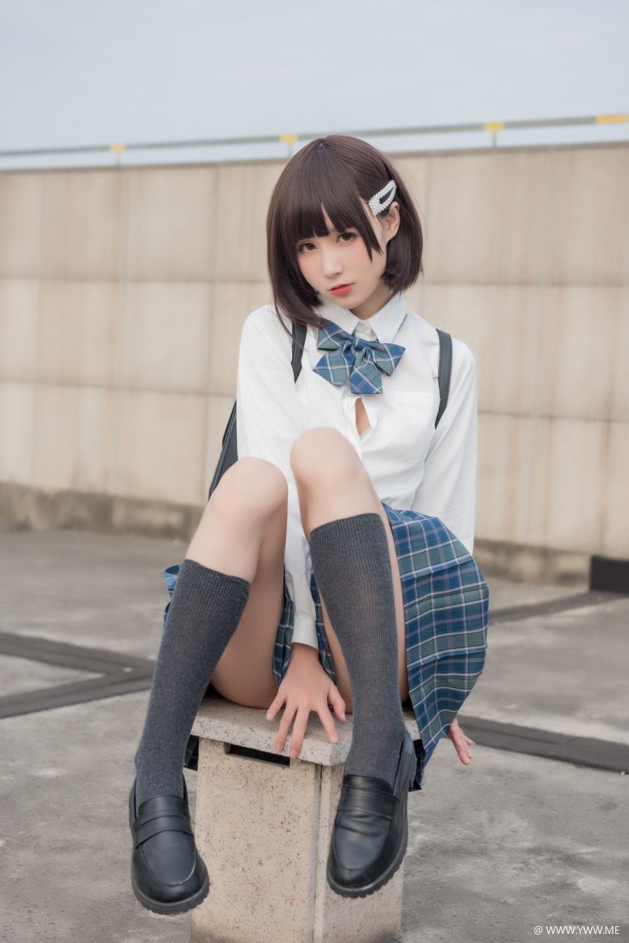 西园寺南鸽 – 少女裙底-像素点