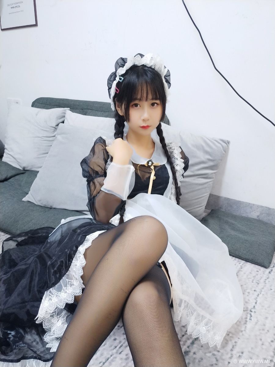 萌芽儿o0 – 透明女仆自拍-像素点