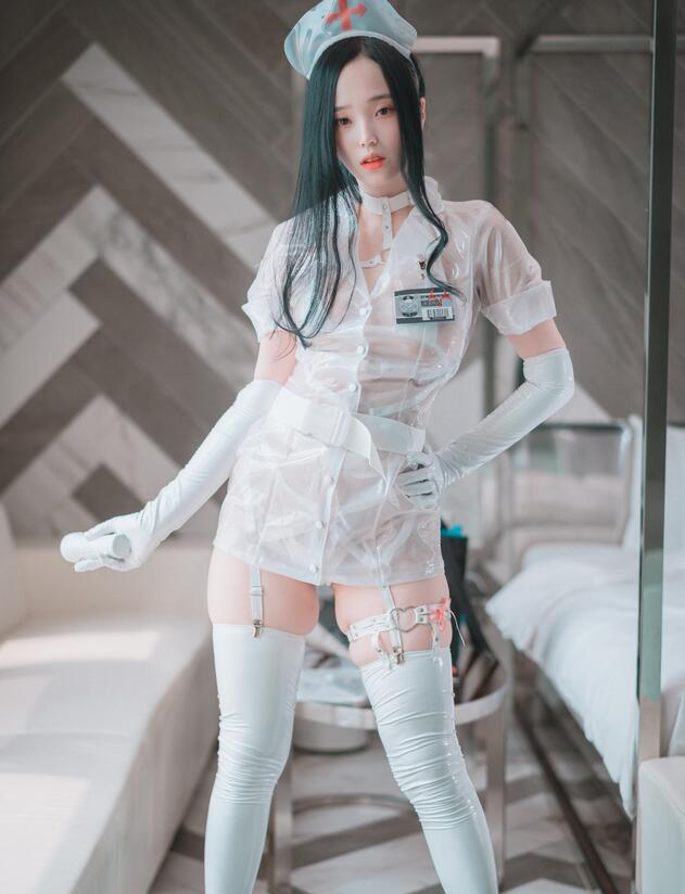 [DJAWA] BamBi – Nurse Nation (White ver)