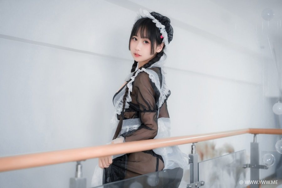 萌芽儿o0 – 透明女仆-像素点