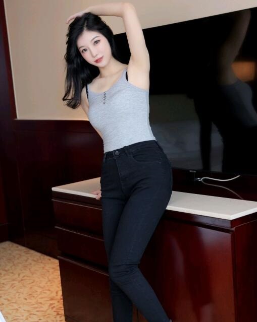 [MFStar模范学院] 2022.03.09 VOL.557 人间荒糖 美腿牛仔裤