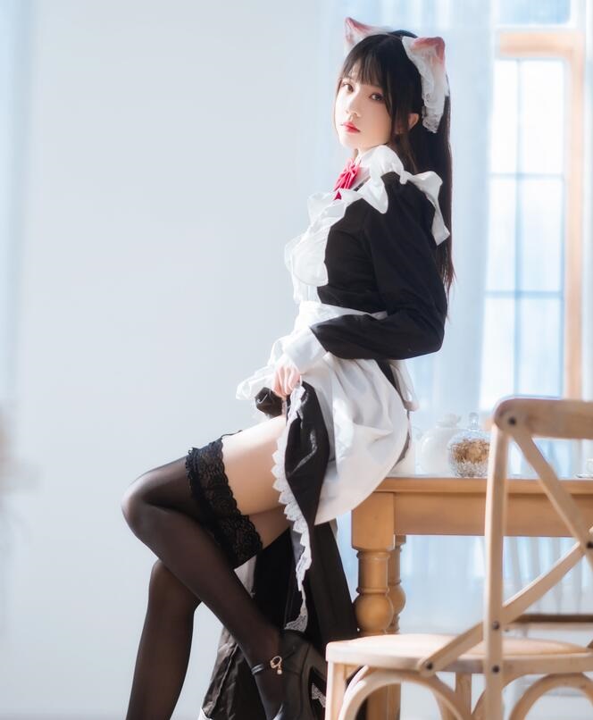 萝莉风COS 桜桃喵 – 长裙妹抖（日）