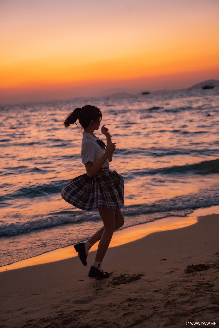 萝莉风COS 桜桃喵 – 逐海-像素点