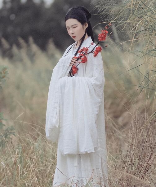 [YWW.ME] 2021.10.22 白衣隐 Yiyi