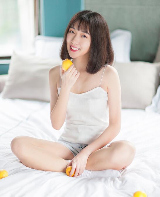 [YWW.ME] 2021.10.30 柠檬味的夏天 琳琳