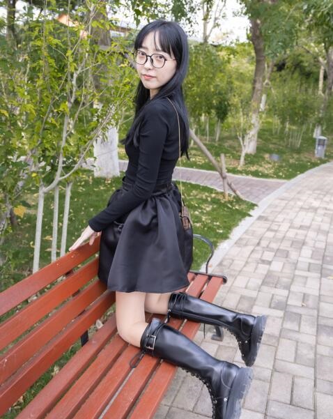 [BoBoSocks袜啵啵] NO.040 稚予-长靴、白棉袜、肉丝（常规加长版）