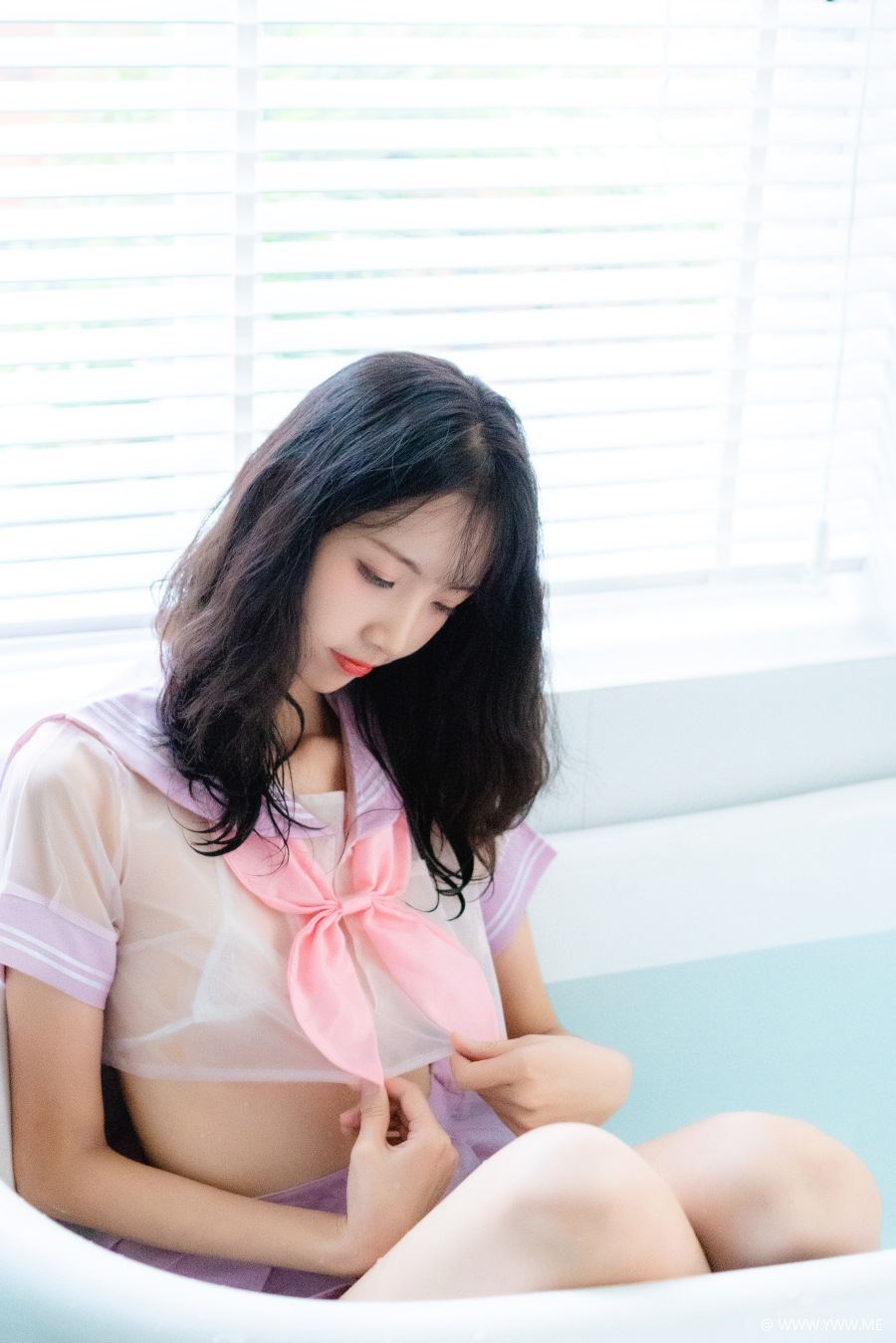 西瓜少女 – 私房浴缸-像素点