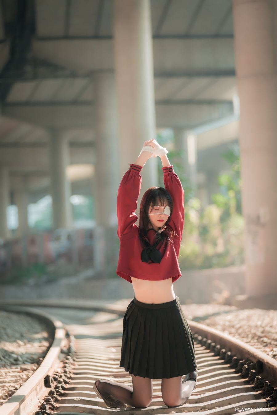 西瓜少女 – 铁轨成片-像素点