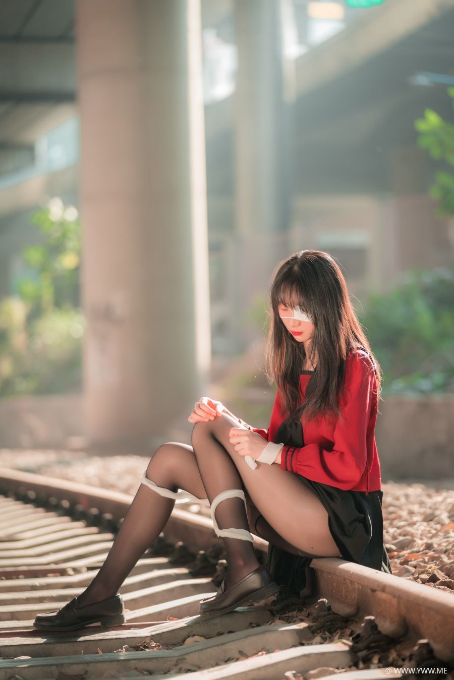 西瓜少女 – 铁轨成片-像素点