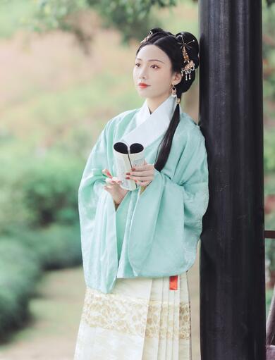 [YWW.ME] 2022.01.12 海棠依旧 Joyceee
