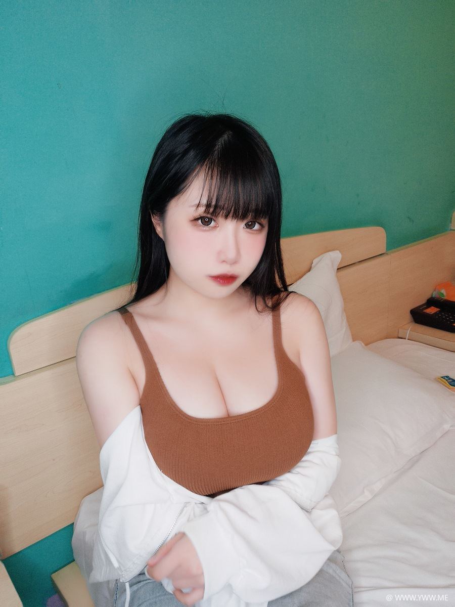 贞子蜜桃 – 运动内搭-像素点