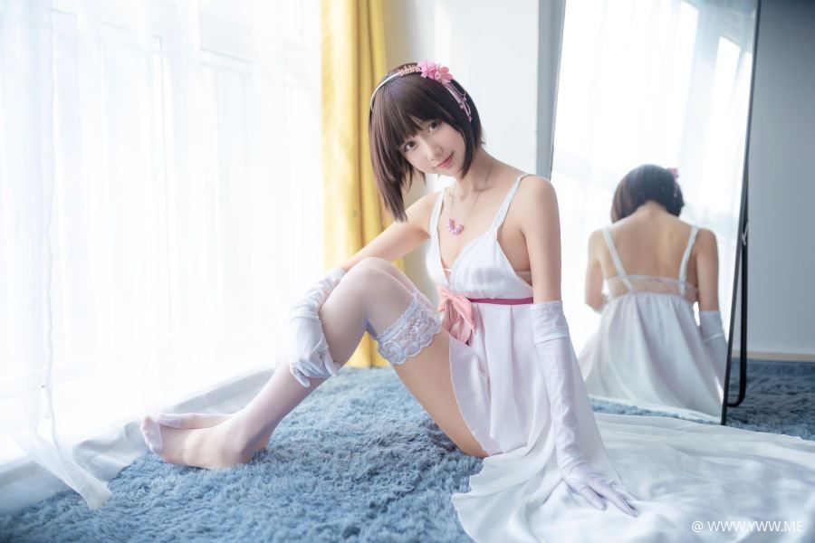 萌系小姐姐木绵绵OwO – 加藤惠cos礼服部分-像素点