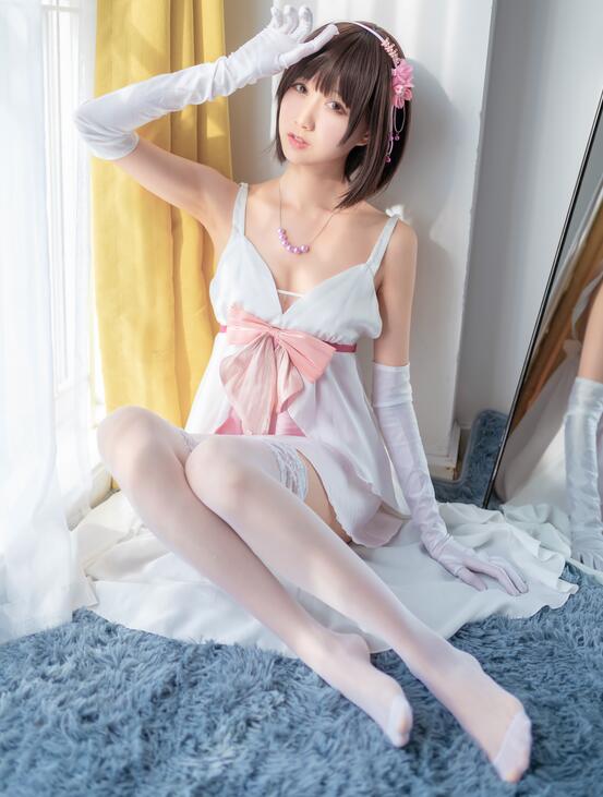 萌系小姐姐木绵绵OwO – 加藤惠cos礼服部分