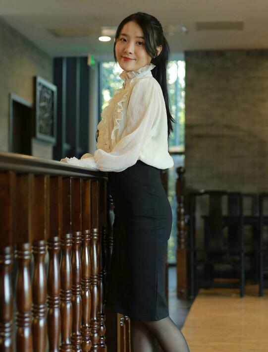 [IESS异思趣向] 2022.03.02 丝享家 1017：婉萍《黑丝咖啡》