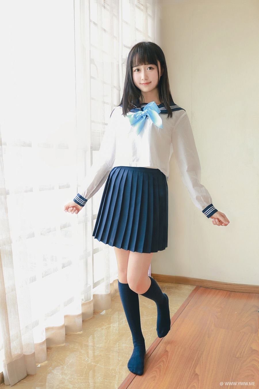 萌系小姐姐木绵绵OwO – 水手服COS大图-像素点