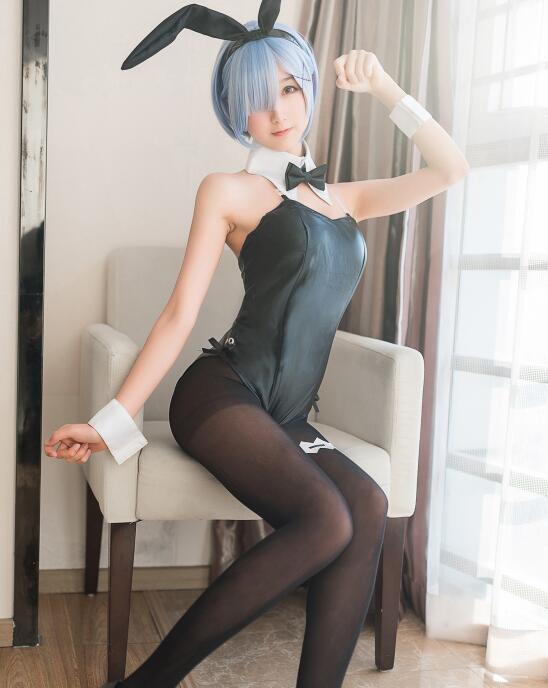 萌系小姐姐木绵绵OwO – 蕾姆兔女郎