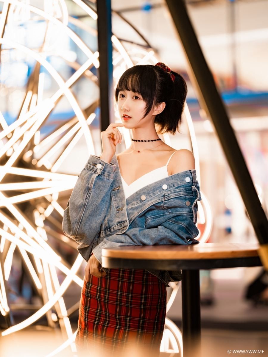 萌系小姐姐木绵绵OwO – 都市夜恋-像素点