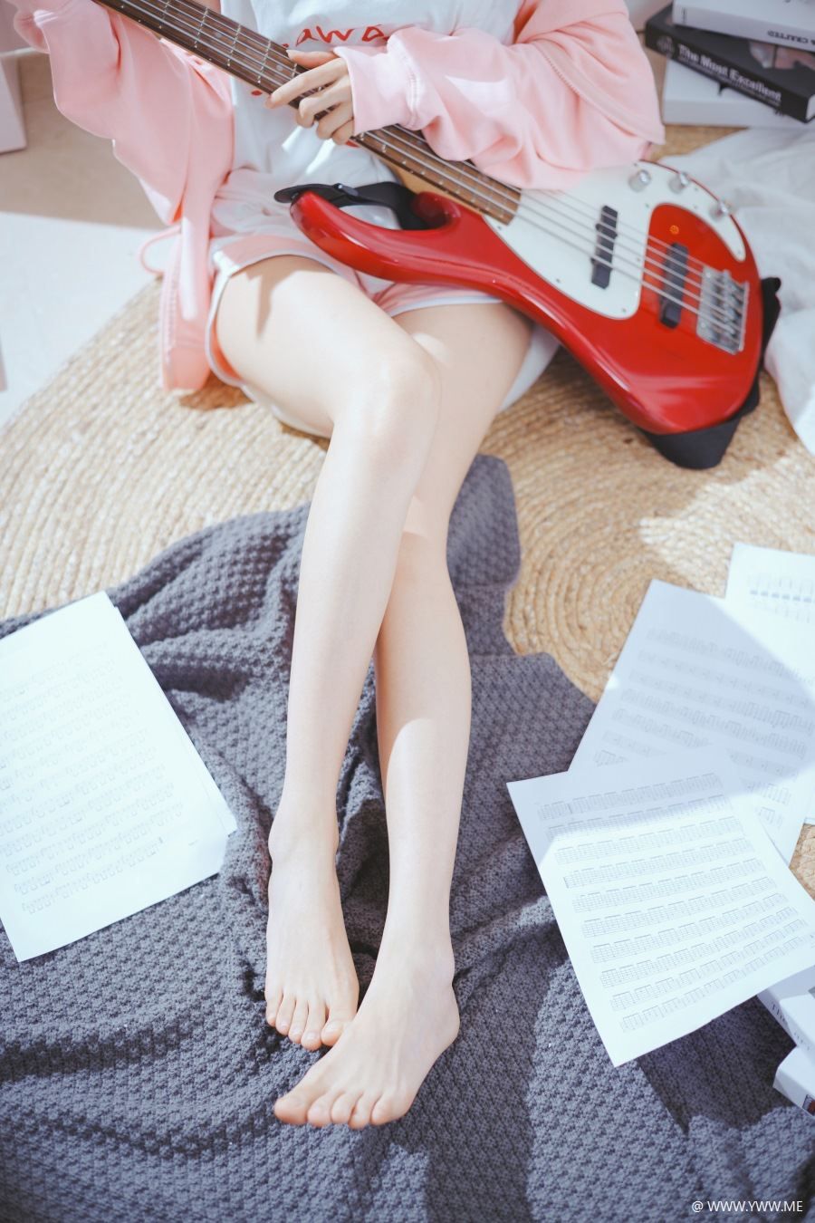 萌系小姐姐木绵绵OwO – 贝斯与妹妹-像素点