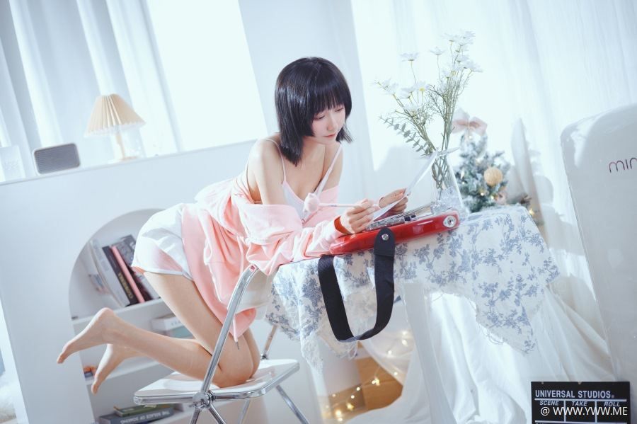 萌系小姐姐木绵绵OwO – 贝斯与妹妹-像素点