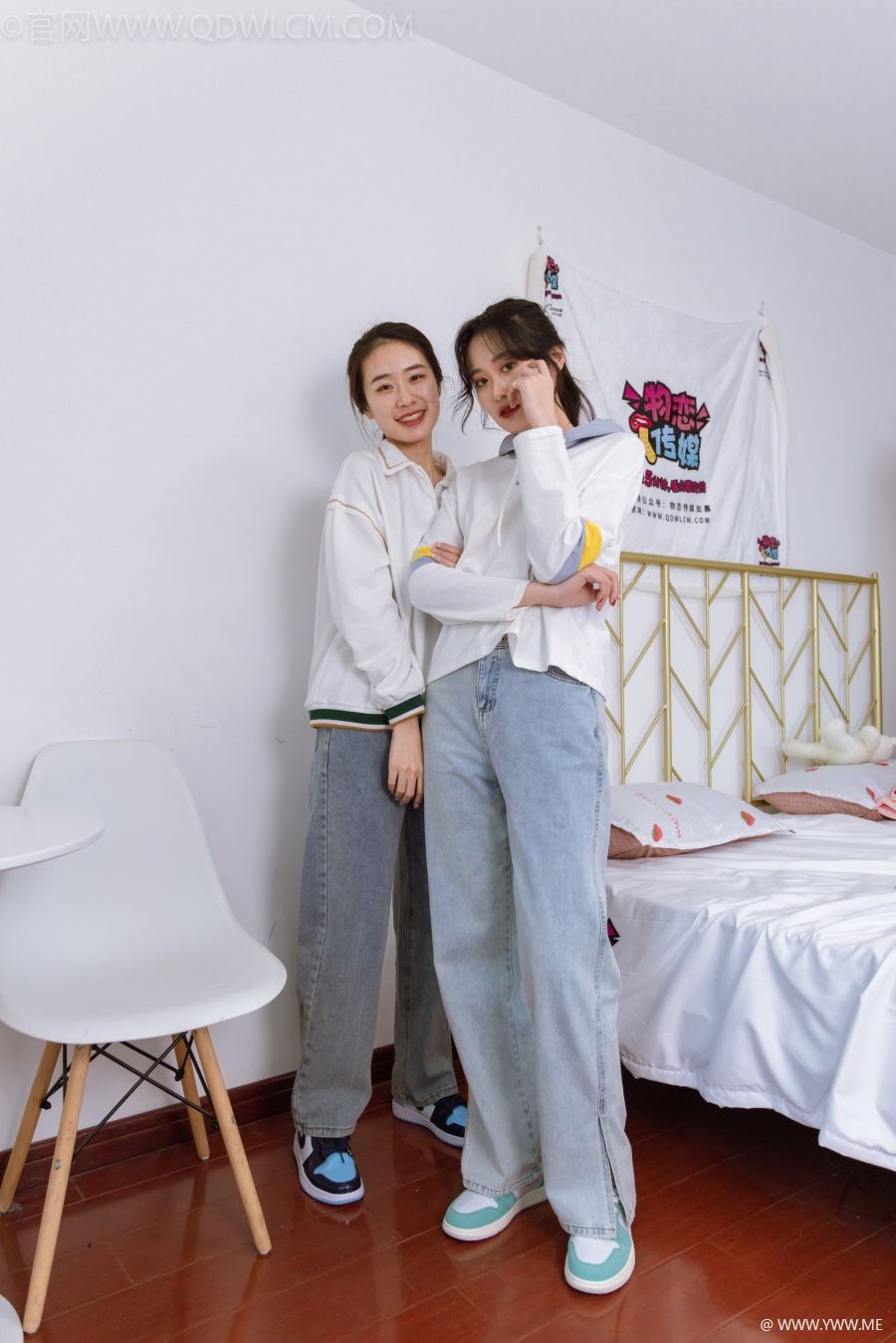 物恋传媒 NO.1142 菜菜&小敏-双生花-像素点