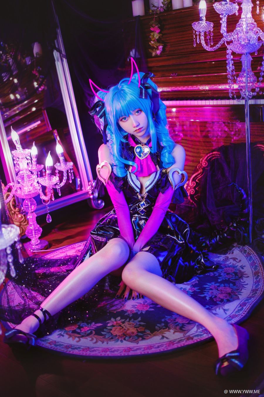 萌系小姐姐木绵绵OwO – miku小恶魔-像素点