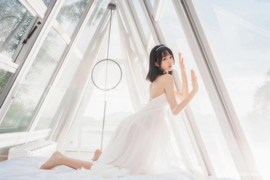萌系小姐姐木绵绵OwO – 水波温柔-像素点