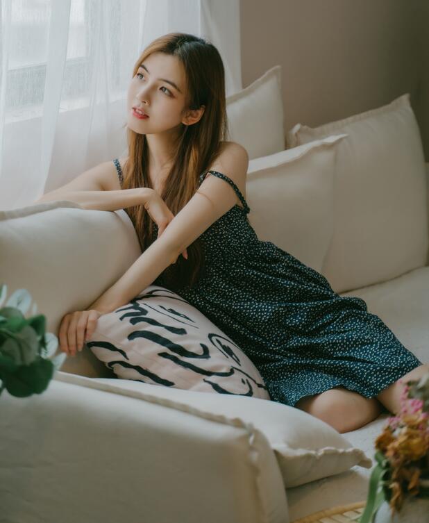 [YWW.ME] 2022.02.09 阴天，想起你也是快乐的 Dtifa丁小妮