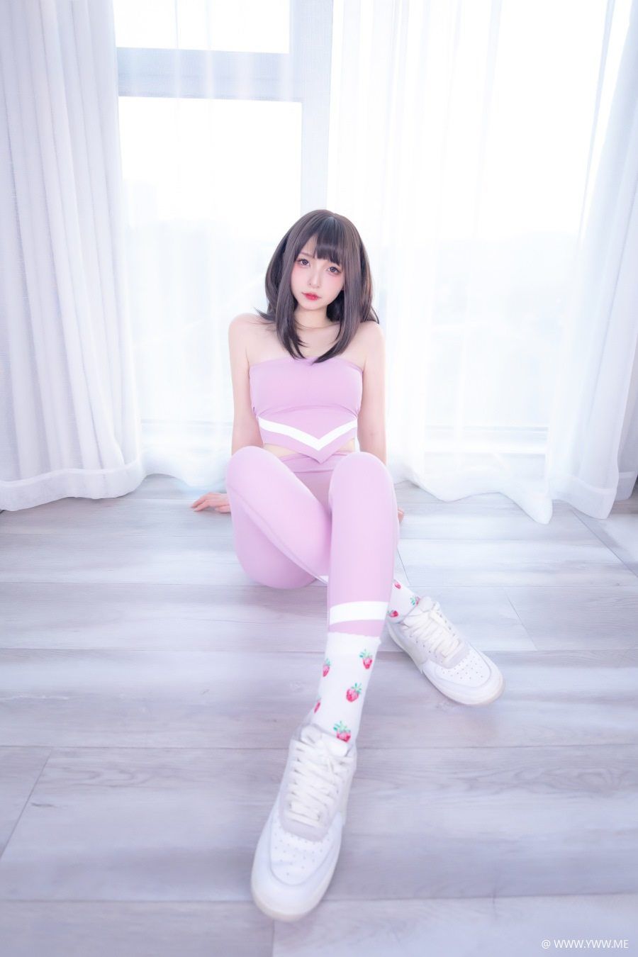 神楽坂真冬 – 草莓蜜桃-像素点