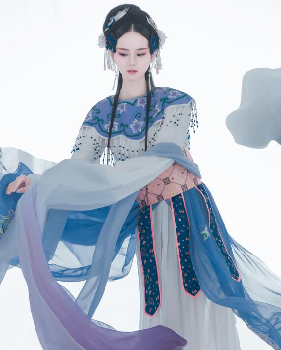 [YWW.ME] 2022.03.12 春风袅娜 欣宝