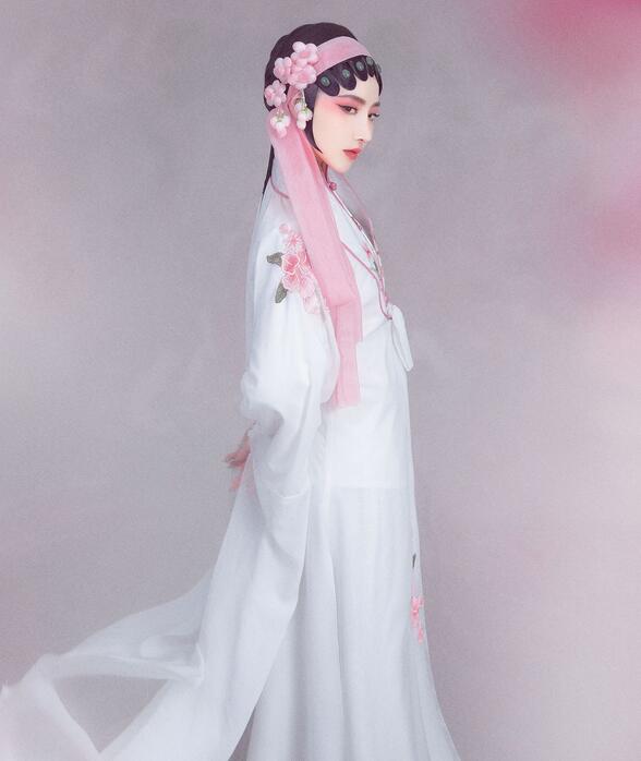 [YWW.ME] 2022.03.14 桃花坞 唯宝