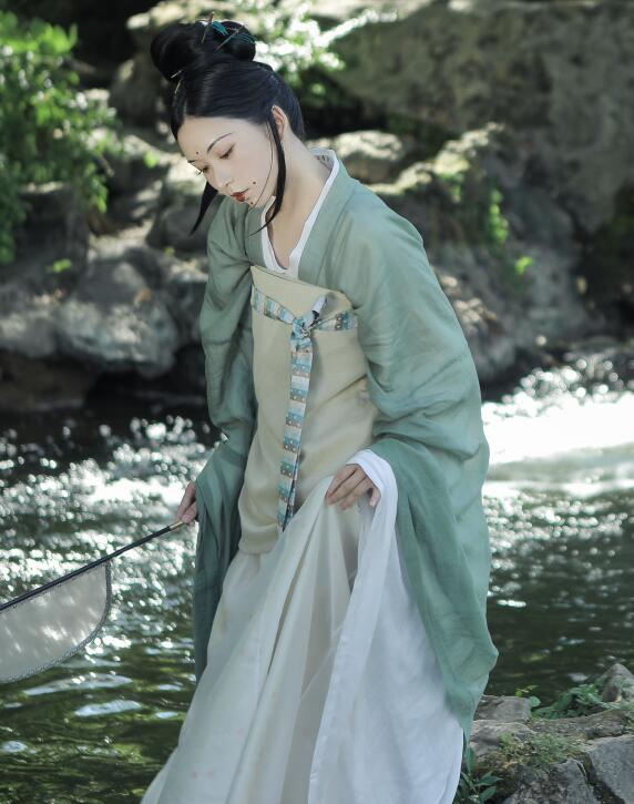 [YWW.ME] 2022.03.22 渡溪·连山倒景 槐枝-