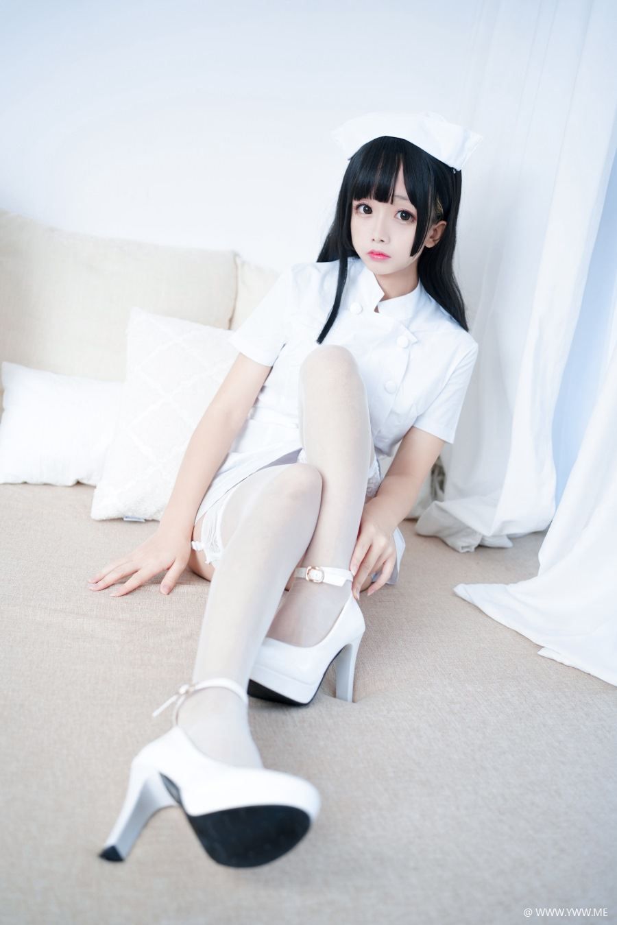 微博美臀@日奈娇 纯白护士-像素点