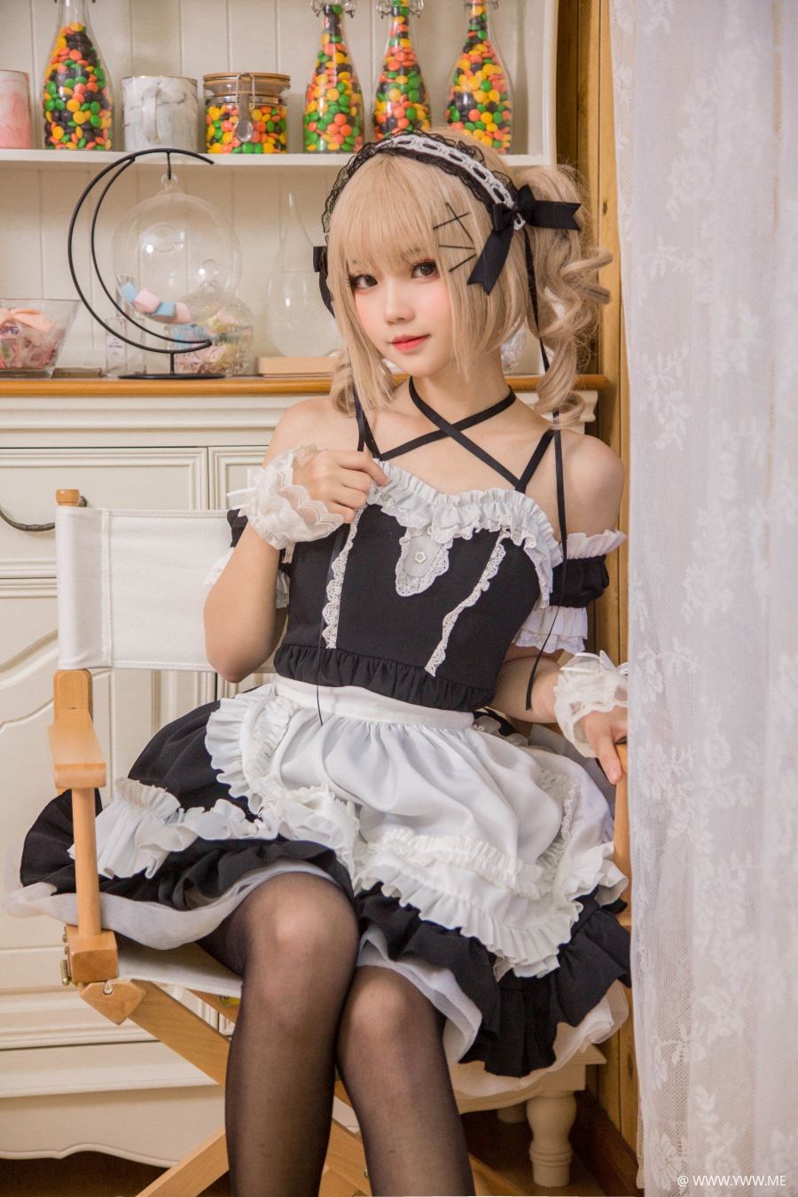 花柒Hana – 女仆-像素点