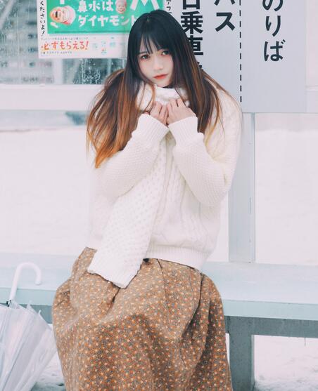 [YWW.ME] 2022.04.30 在雪中等待 兔子Zzz不吃胡萝卜