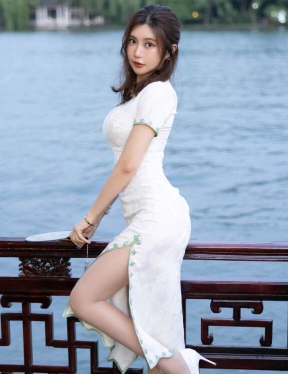 [XiuRen秀人网] 2022.08.19 No.5468 绮里嘉ula 海南心愿旅拍